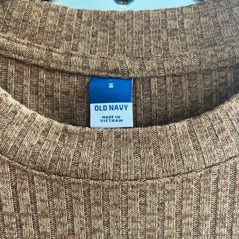 Old Navy Brown Long Sleeve Ribbed Dress - Picture 2 of 4